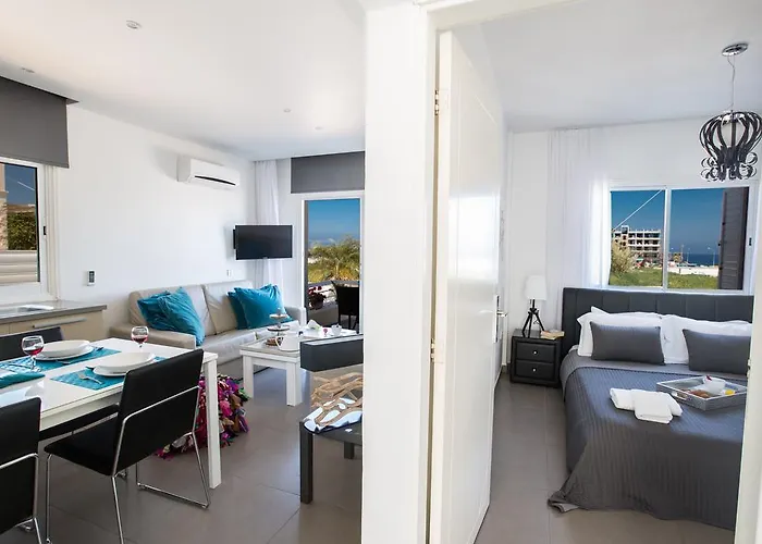 Nicholas Seaview Apartmán *