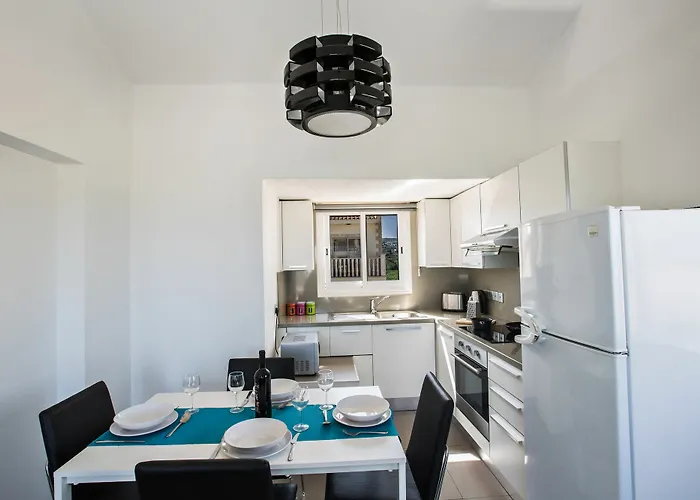 Nicholas Seaview Apartmán *