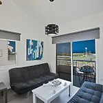 Nicholas Seaview Apartment