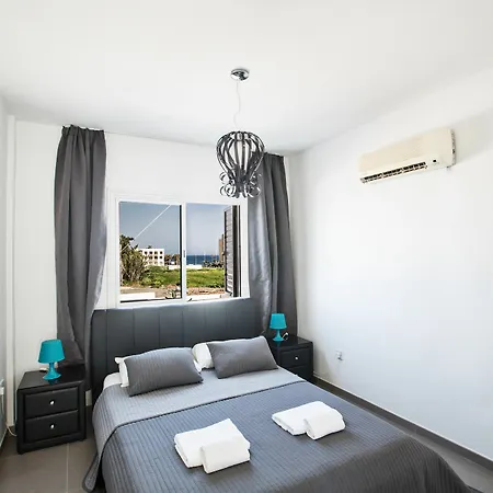 Nicholas Seaview דירה *