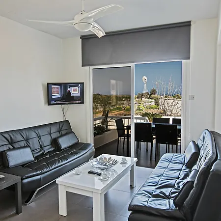 Nicholas Seaview פרוטאראס