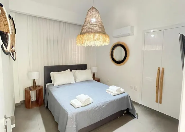 Nicholas Seaview * Protaras