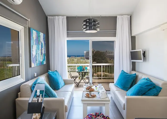 Nicholas Seaview * Protaras