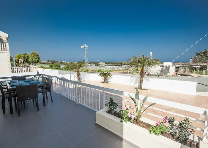 Nicholas Seaview Apartament