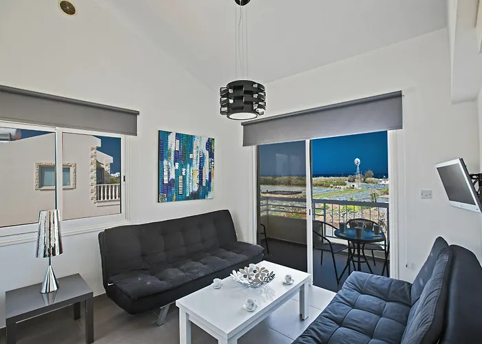 Nicholas Seaview Apartament