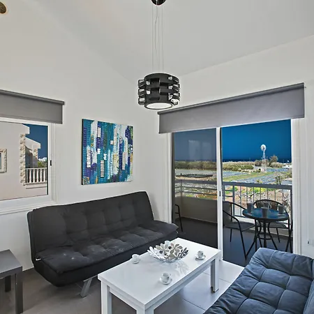 Nicholas Seaview Apartment