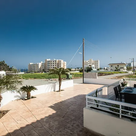 Nicholas Seaview Apartment